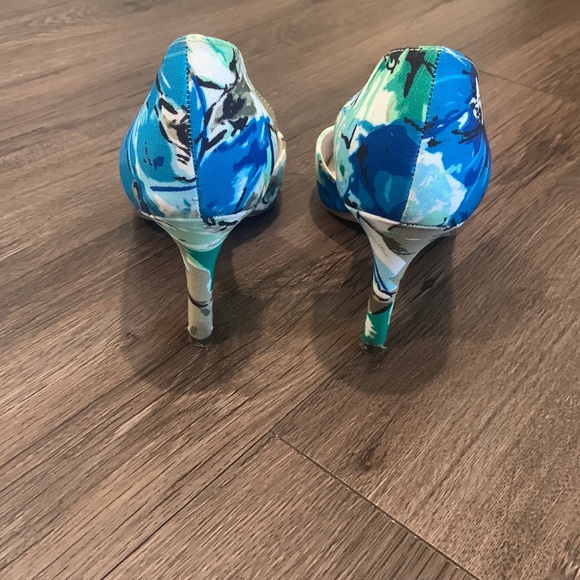 Unisa Floral Heels - Picture 3 of 4